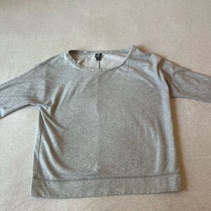 GAP Fit Heather Gray Pullover